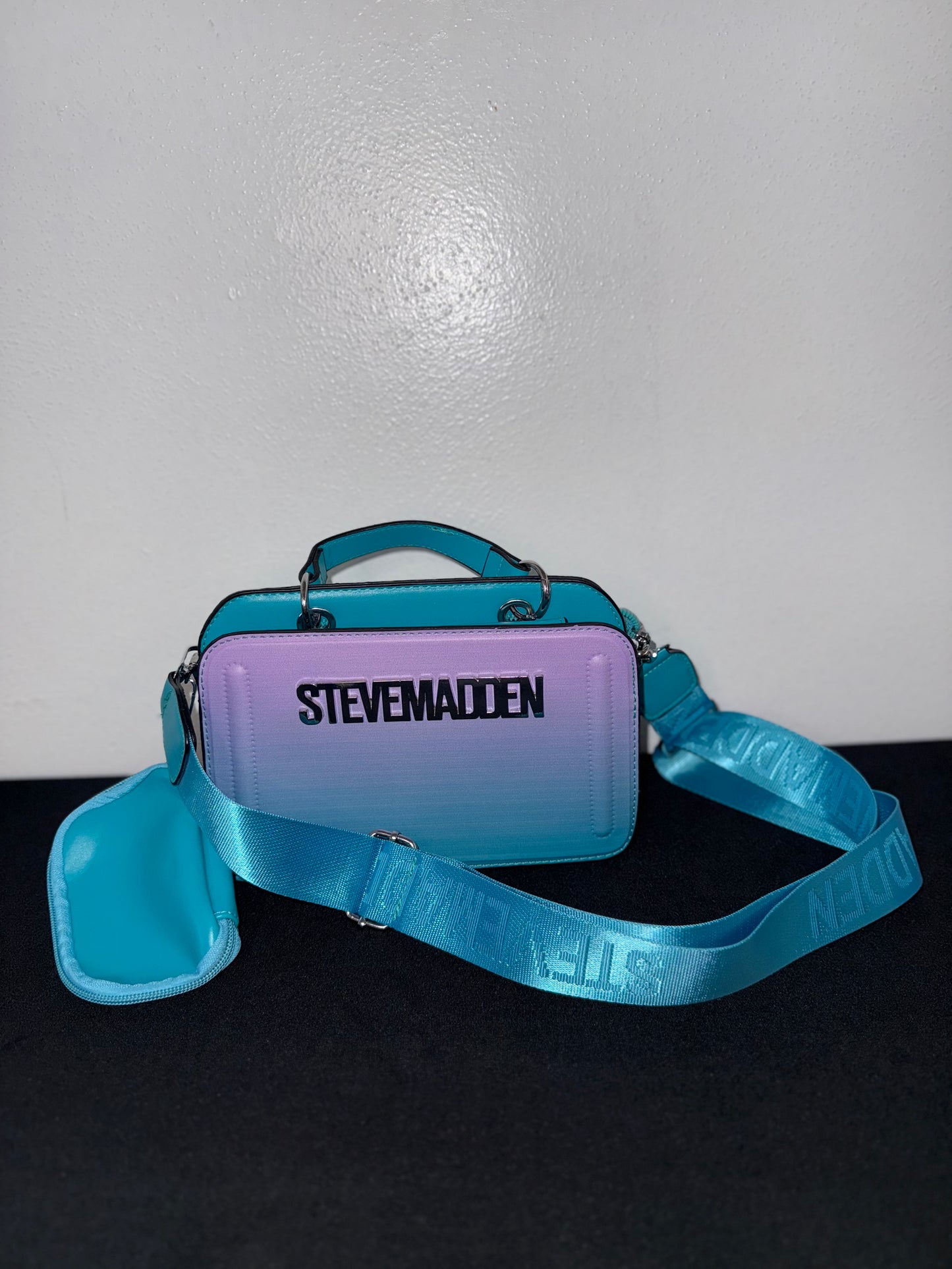 The SM Ombré Purse: Gradient Color & Street Chic Style